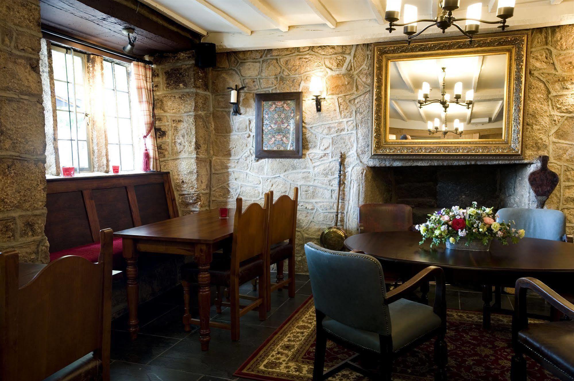 The Three Crowns Hotel Chagford Exterior photo The interior of the pub